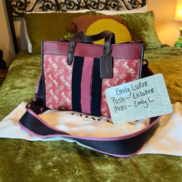 Coach Red Horse and Carriage Field Tote - Picture 2 of 7
